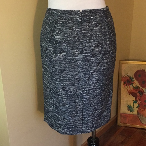 TOMMY HILFIGER Size 4 Pencil NUBBY Blue-White -Black Tweed-Look Career $148 NEW - Picture 13 of 16